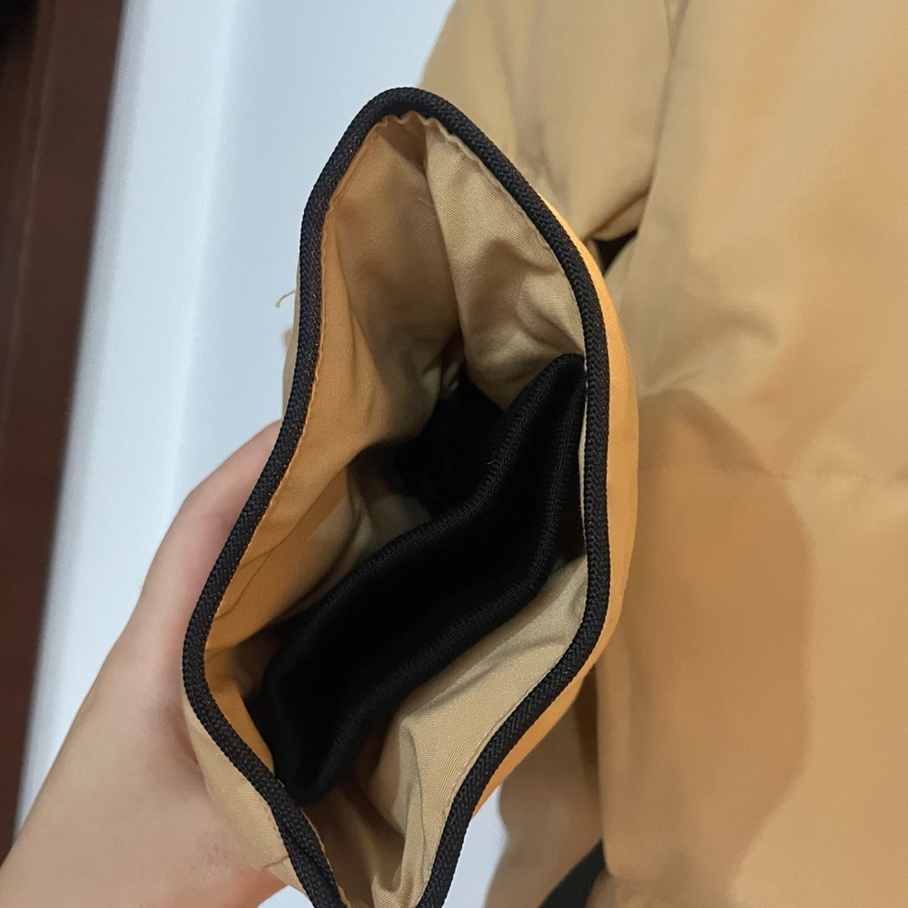 Canada Goose Tan Cropped Puffer Jacket - Picture 4 of 16